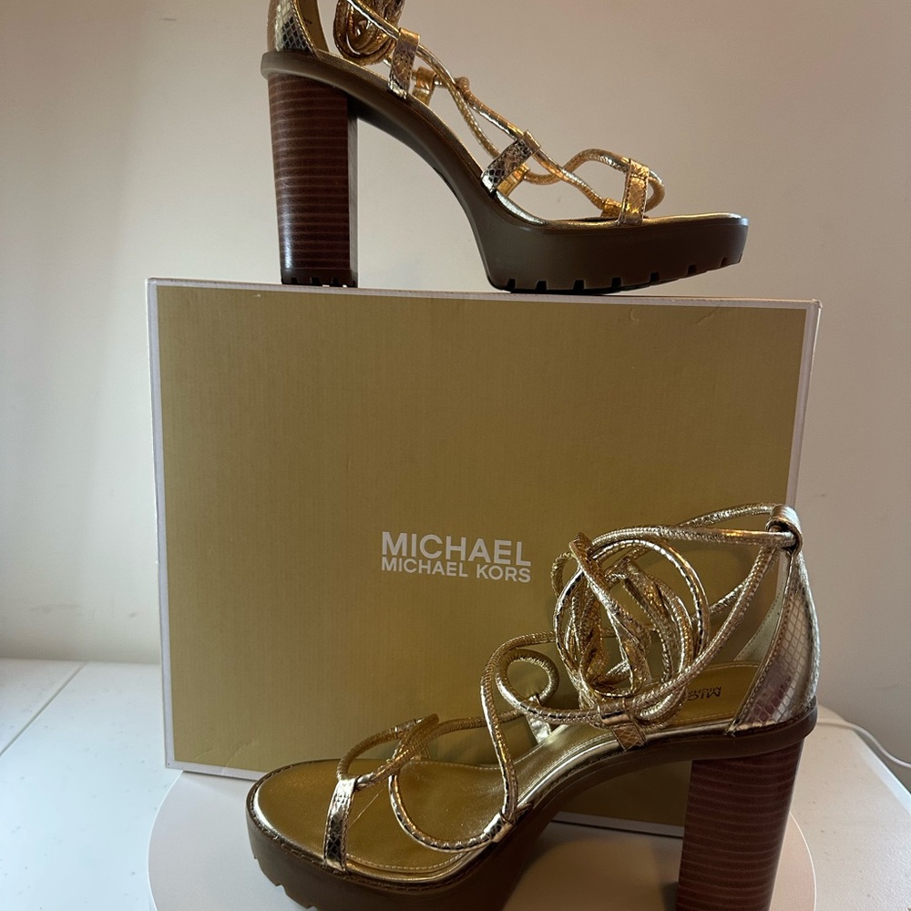 Michael Kors Gold Strappy Women's Platform Sandal METALLIC LEARHER US 8M